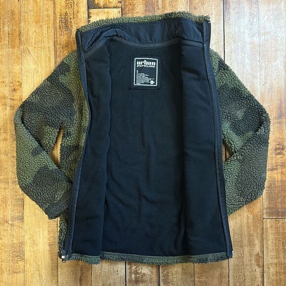 Urban Pipeline Jacket Size 8 Green Camo Full zip Fleece lined Sherpa - Picture 2 of 6